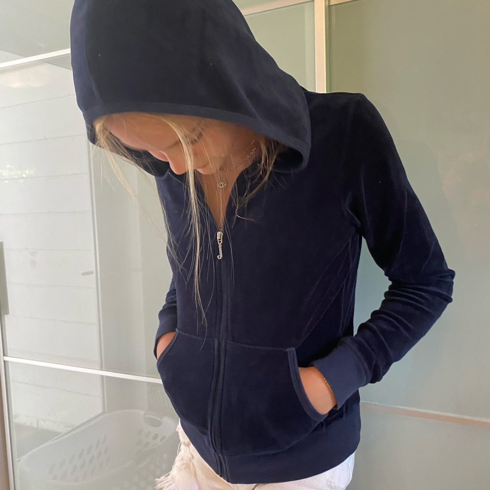 COPY - (Brand new condition)Juicy Couture velvet jacket— size medium